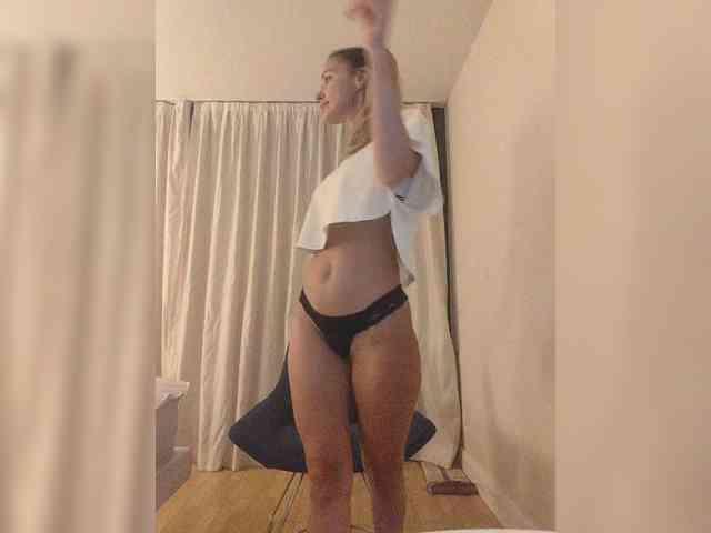 Zvezda_Lola webcam