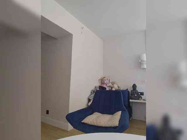 Zvezda_Lola webcam