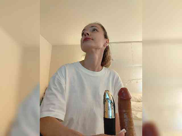 Zvezda_Lola webcam