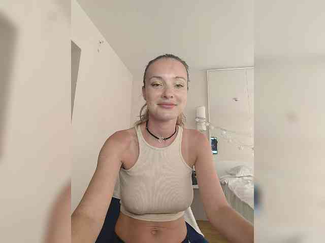 Zvezda_Lola webcam