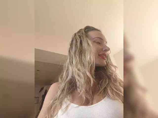 Zvezda_Lola webcam