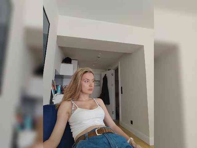 Lola3000 Sex Cam Show