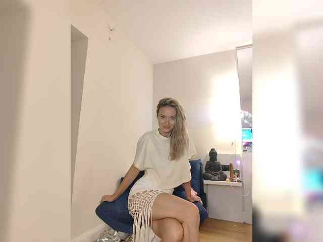 Zvezda_Lola webcam