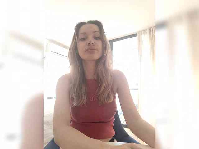 Zvezda_Lola webcam