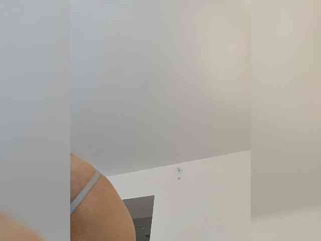 Zvezda_Lola webcam