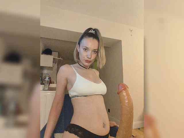 Zvezda_Lola webcam