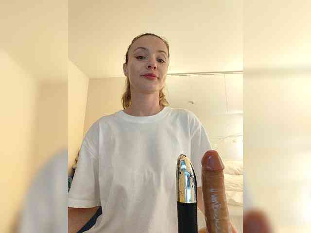 Lola3000 Sex Cam Show