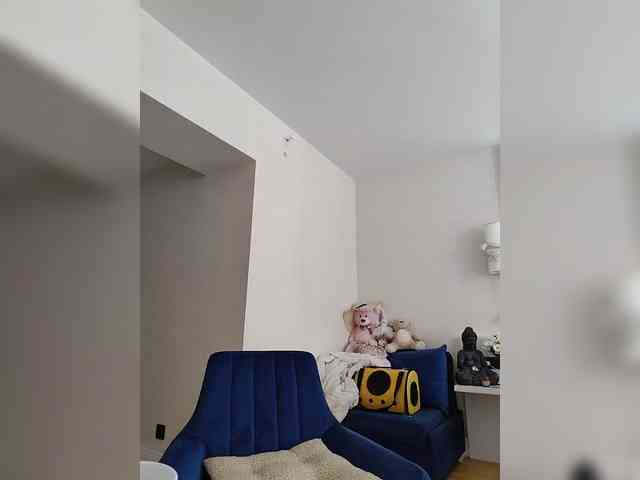 Zvezda_Lola webcam