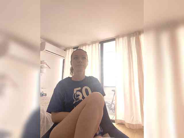 Zvezda_Lola webcam
