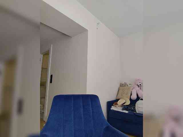Zvezda_Lola webcam