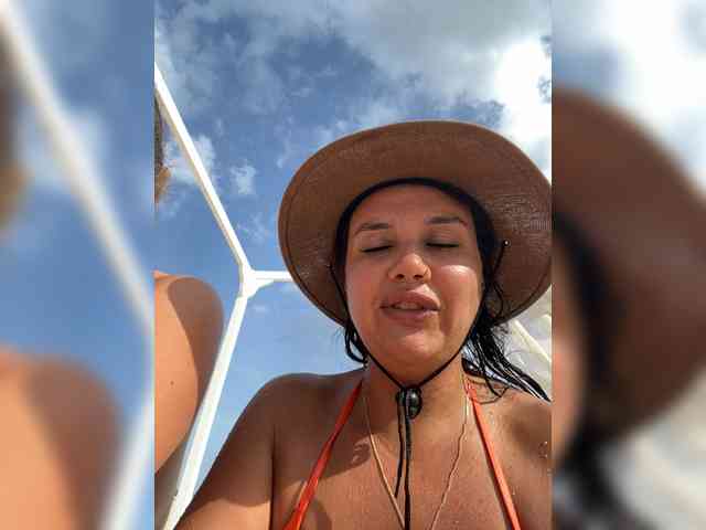 AminaCharm