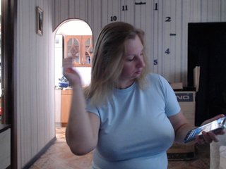 BustyBlondy Porn Show