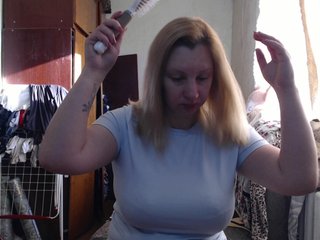 BustyBlondy Porn Show