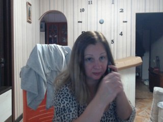 BustyBlondy