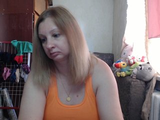BustyBlondy Porn Show