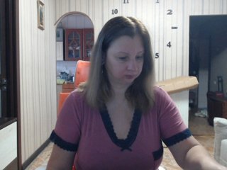BustyBlondy