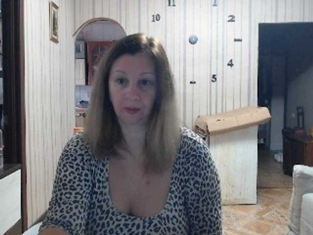 BustyBlondy