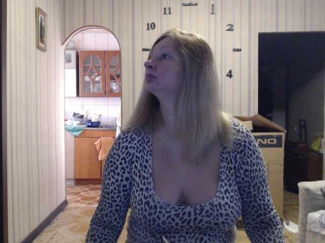 BustyBlondy live cam preview