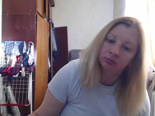 BustyBlondy