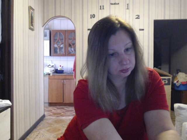 BustyBlondy