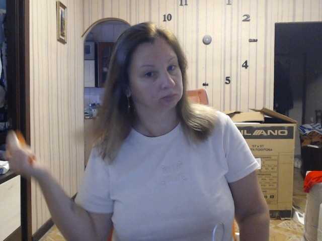 BustyBlondy