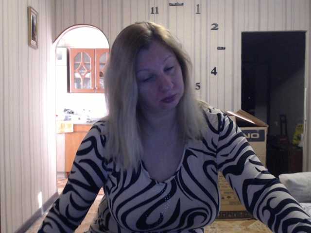 BustyBlondy live cam preview