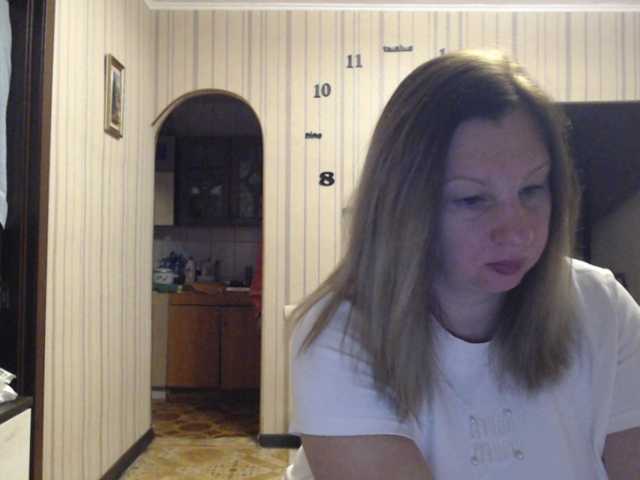BustyBlondy