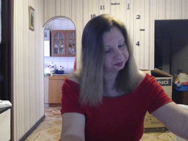 BustyBlondy
