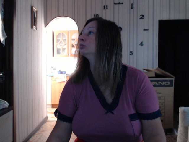 BustyBlondy