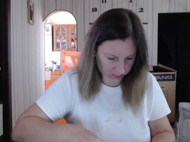 BustyBlondy