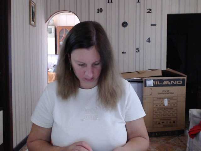 BustyBlondy