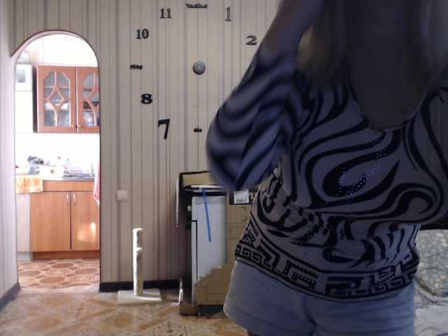 BustyBlondy live cam on BongaCams