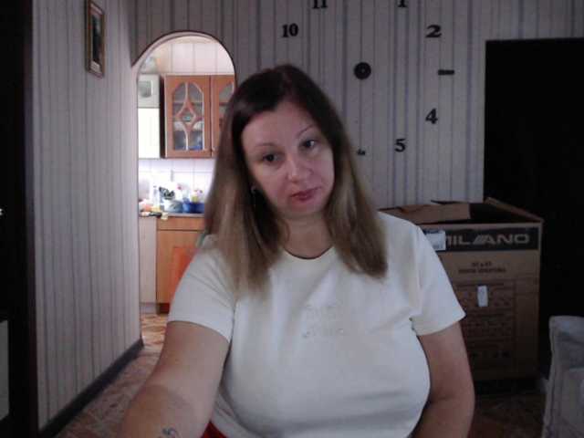 BustyBlondy