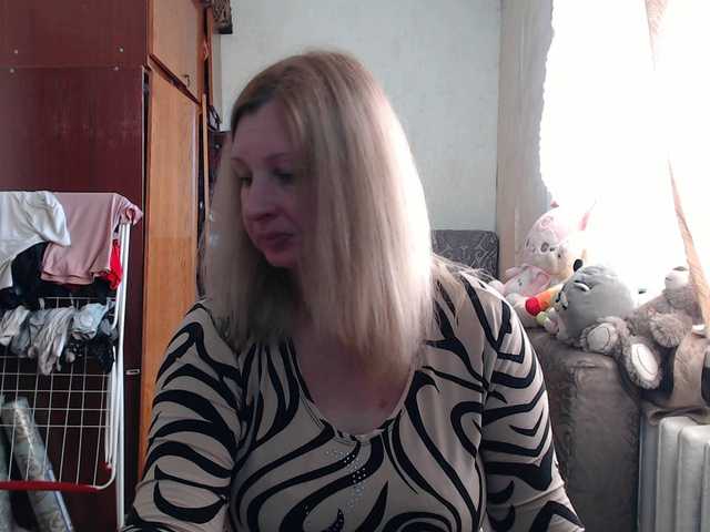 BustyBlondy's BongaCams show and profile