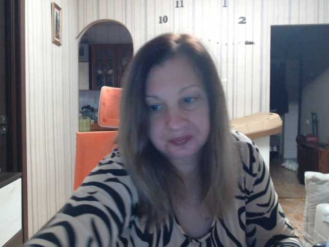 BustyBlondy