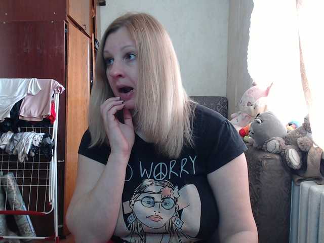 BustyBlondy's BongaCams show and profile