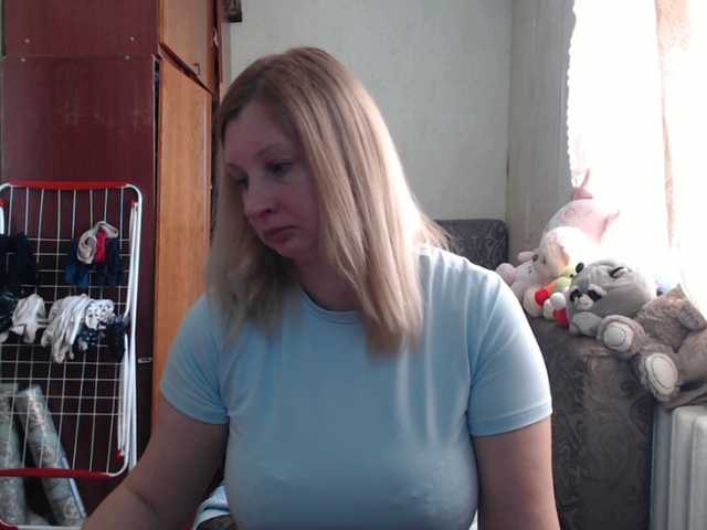 BustyBlondy's BongaCams show and profile