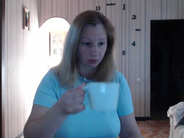BustyBlondy live cam