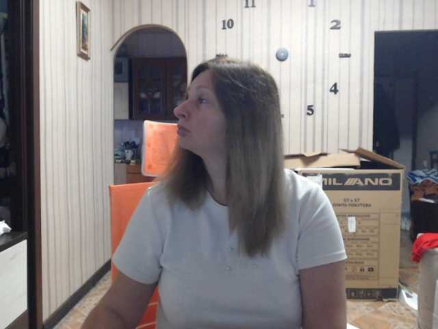 BustyBlondy
