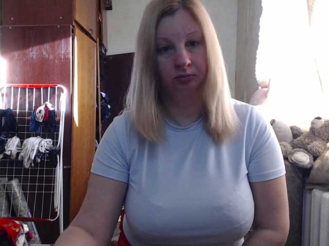 BustyBlondy's BongaCams show and profile