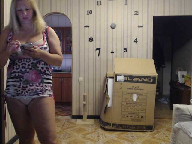 BustyBlondy live cam on BongaCams