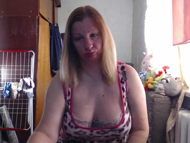 BustyBlondy live cam on BongaCams