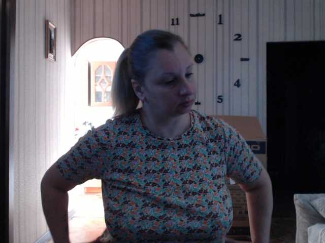 BustyBlondy