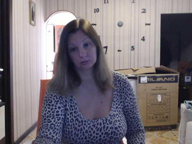 BustyBlondy
