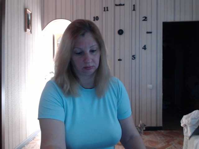 BustyBlondy live webcam show