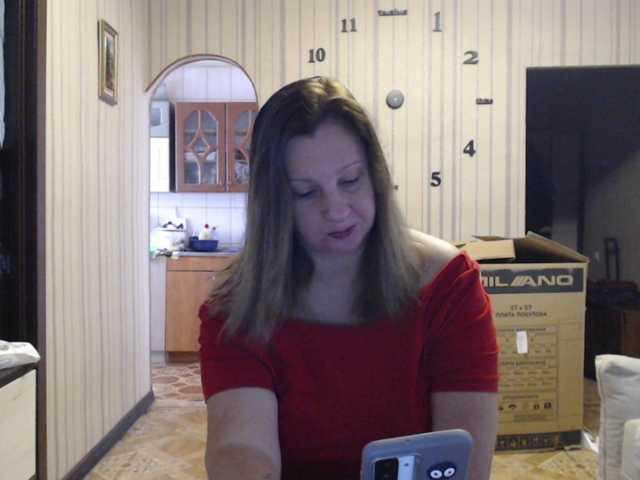 BustyBlondy