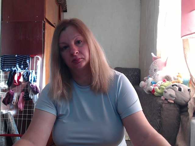 BustyBlondy live cam on BongaCams