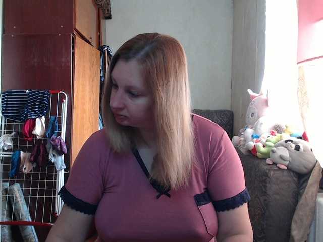 BustyBlondy live cam on BongaCams