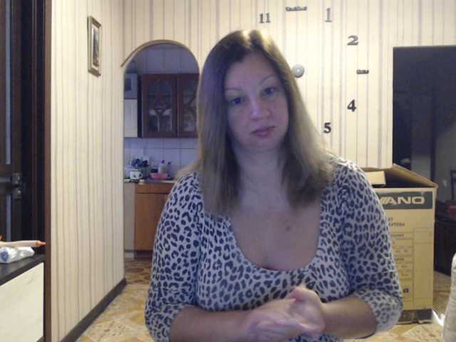 BustyBlondy live cam