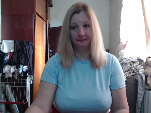 BustyBlondy's BongaCams show and profile